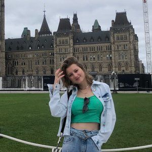 Meet your Posher, Amanda